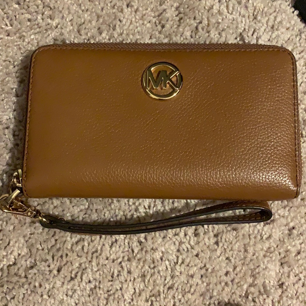 Michael Kors wallet NWOT